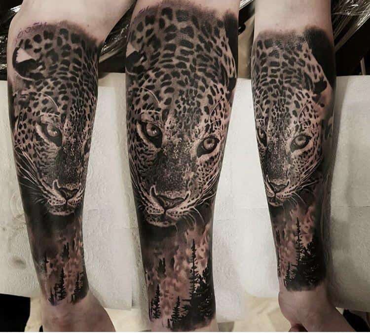 Jaguar na przedramieniu – wzory tatuażu (1)