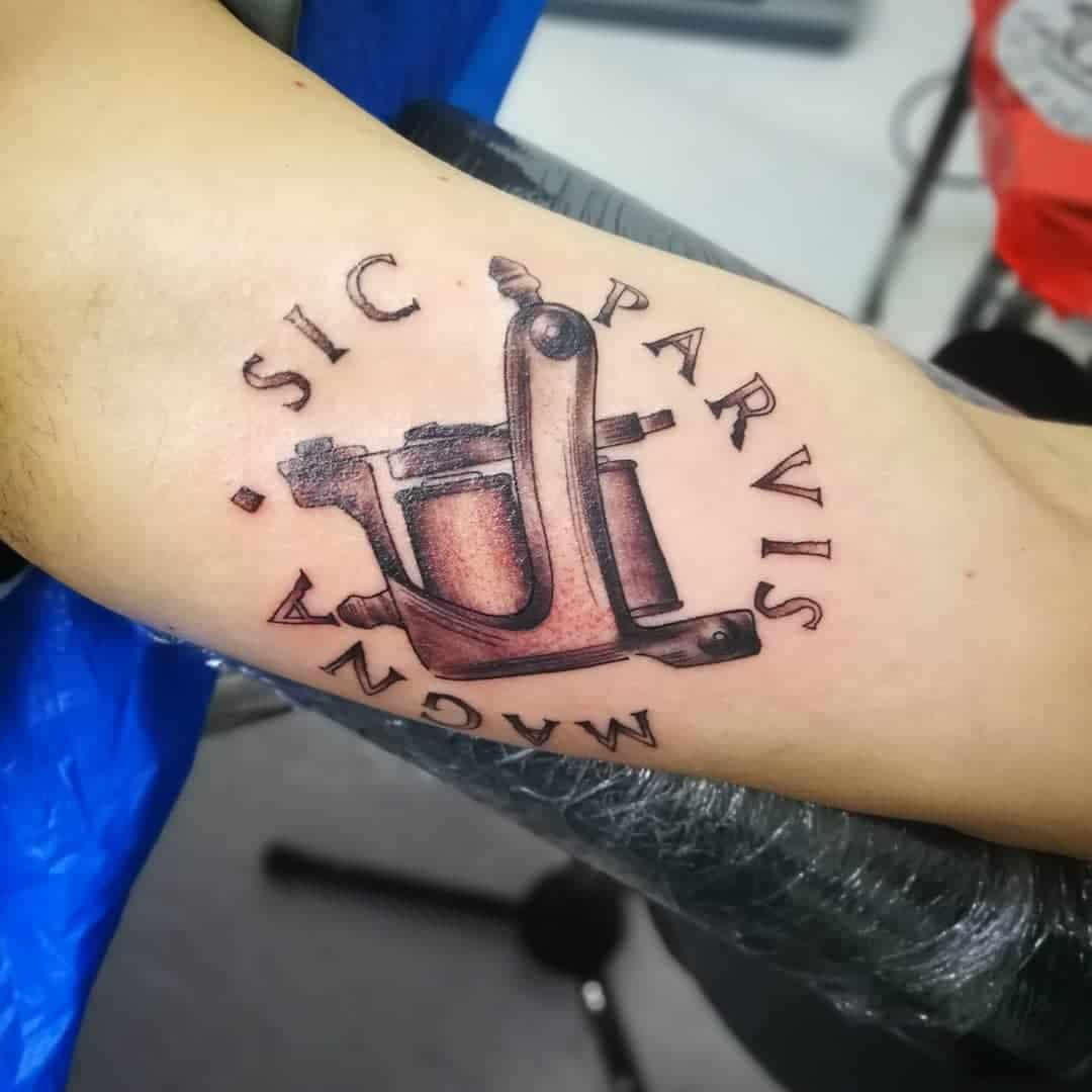 Sic parvis magna – wzory tatuażu (16)